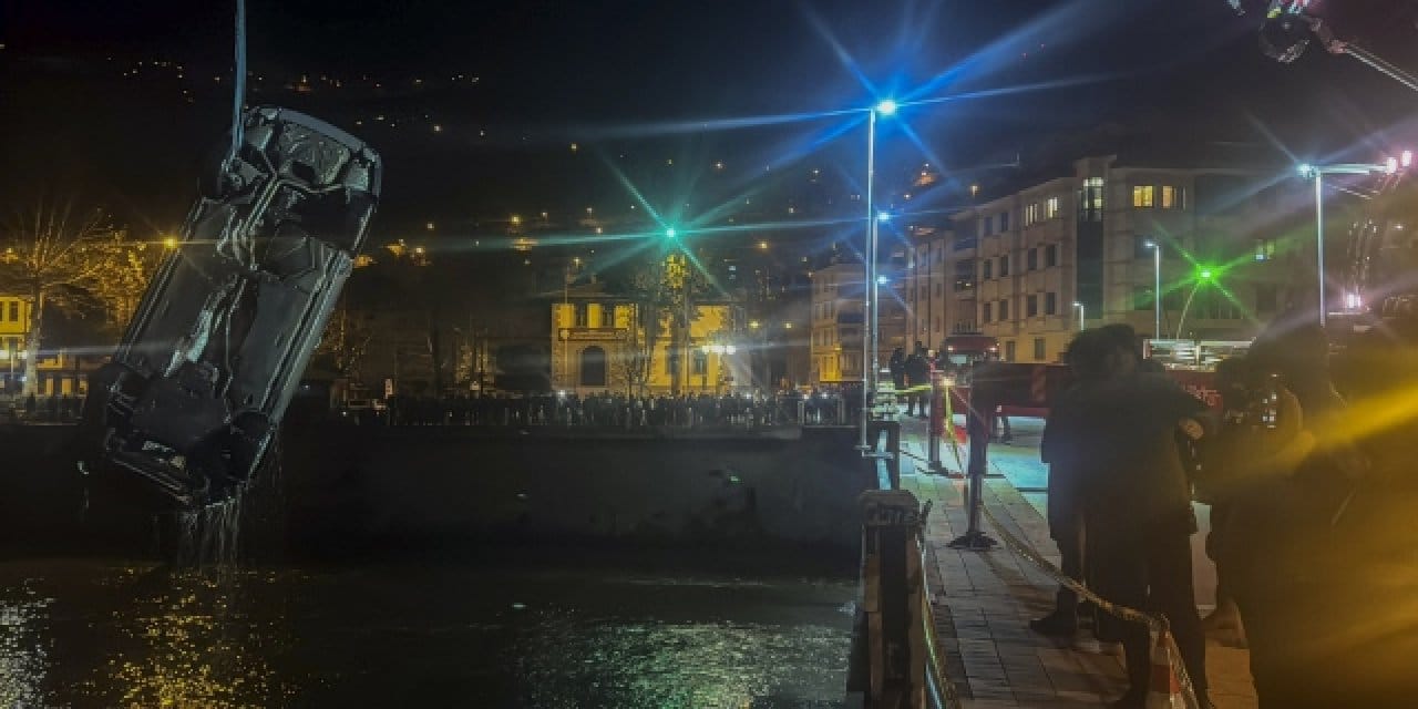 Amasya'da araç nehre uçtu: 1 ölü 1 yaralı