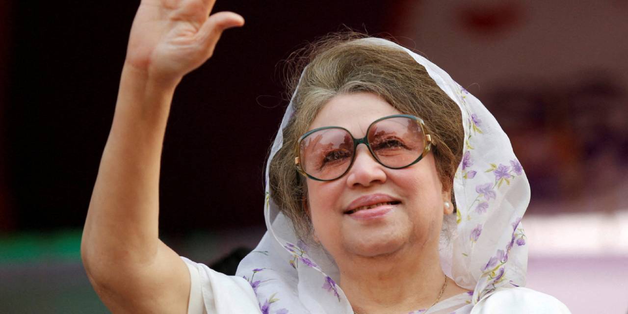 Bangladeş’in ilk kadın başbakanı hayatını kaybetti!