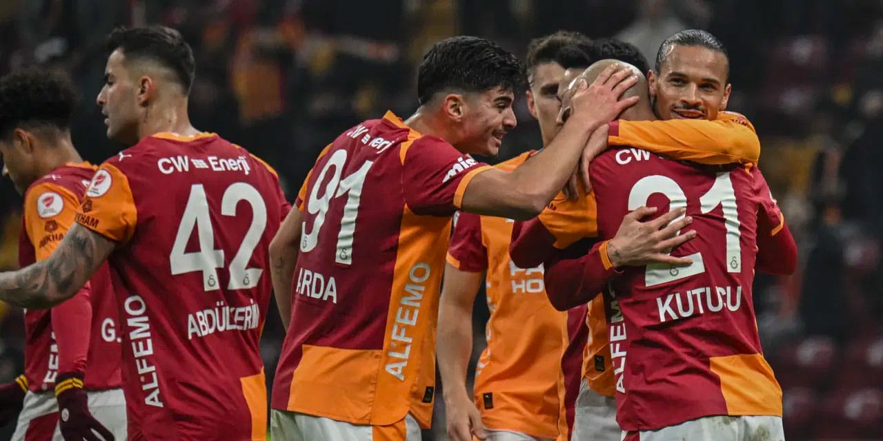Galatasaray'da Okan Buruk ayrılığa izin vermedi: Planı belli oldu