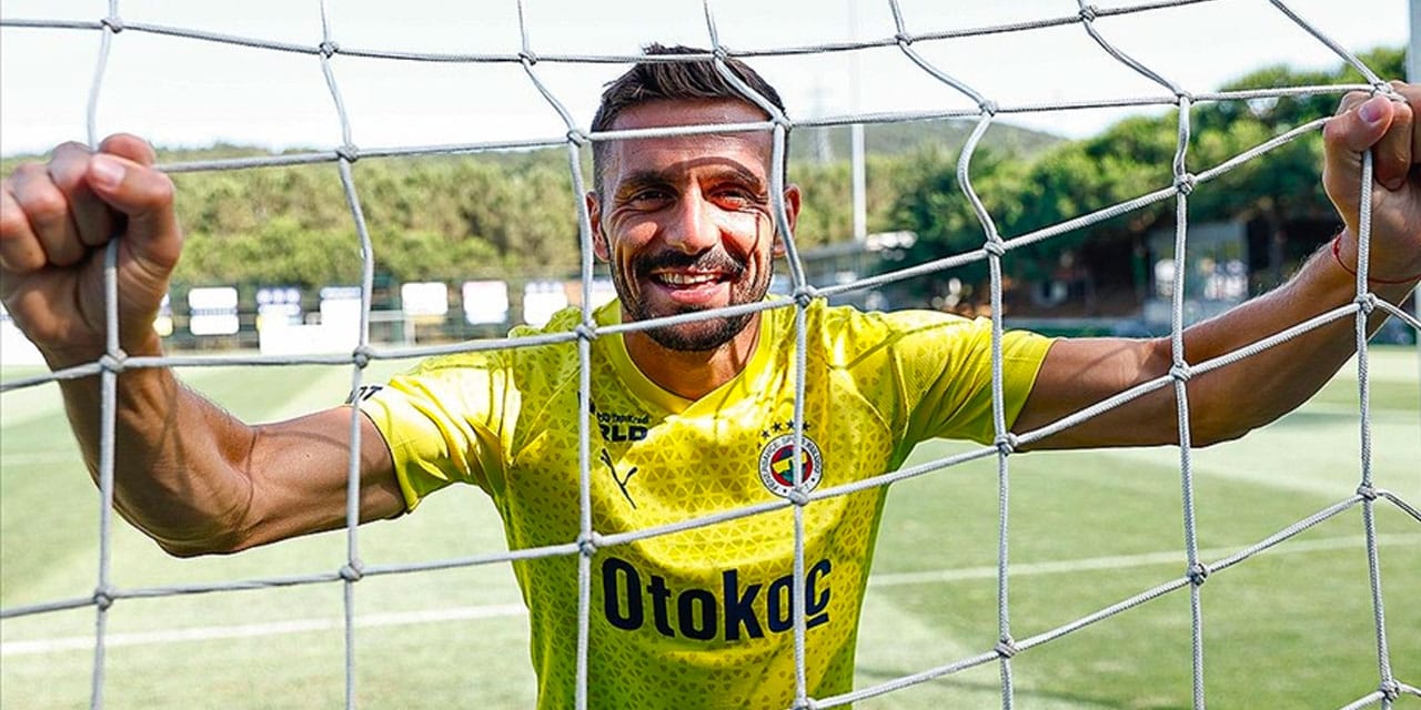 Tadic Beşiktaş'a neden gitmediğini açıkladı: Yemekhanedeki vedası için konuştu