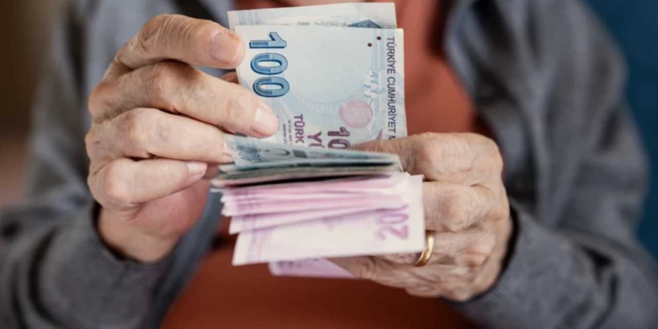 Emekliye zam haberi yılın son saatlerinde geldi