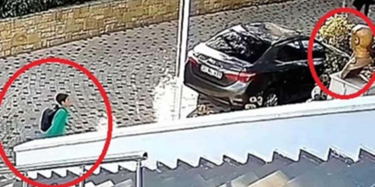 Küçük çocuğun Atatürk büstüne verdiği selam gündem oldu