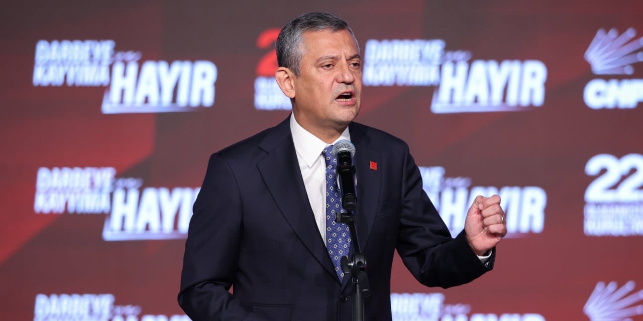 Özgür Özel'den "N:9"lu yeni yıl mesajı: 2026 kavuşmanın yılı olacak