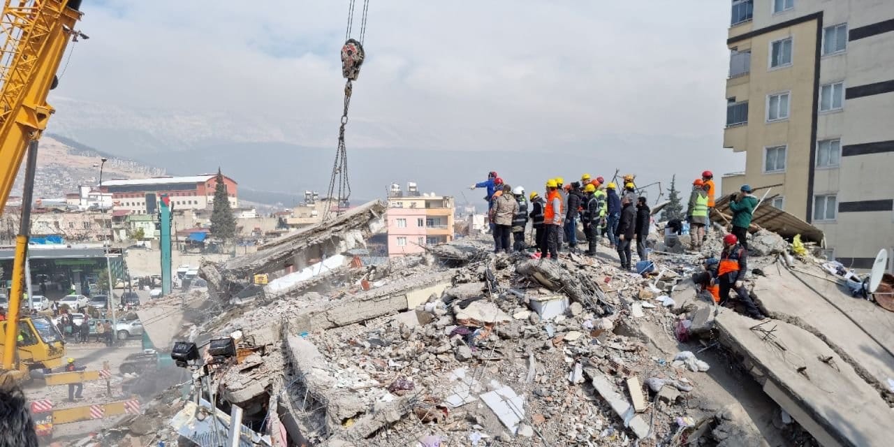 152 cana mezar olan Palmiye Sitesi davasında yeni gelişme: 3 kamu görevlisi yargılanacak