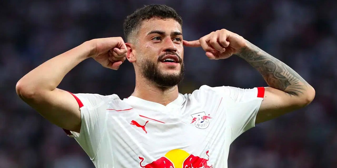 Süper Lig'in eski yıldızı Fenerbahçe formasıyla paylaşım yaptı: Gündem oldu