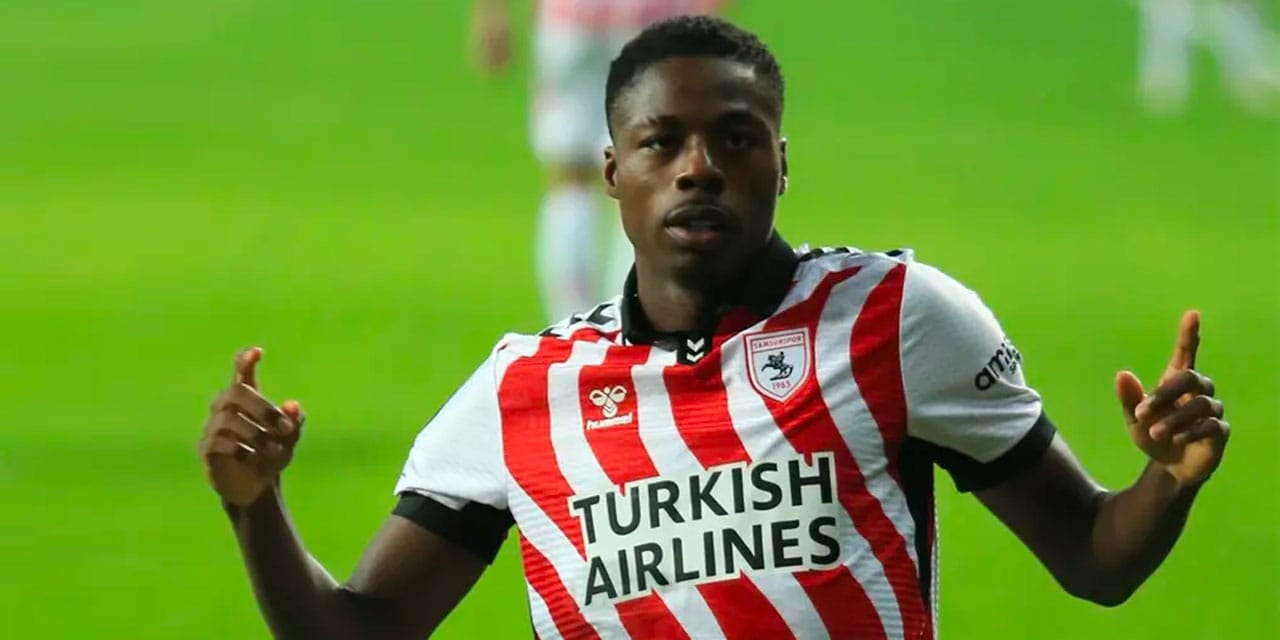 Fenerbahçe'den ilk transfer geldi: İmzalar atıldı