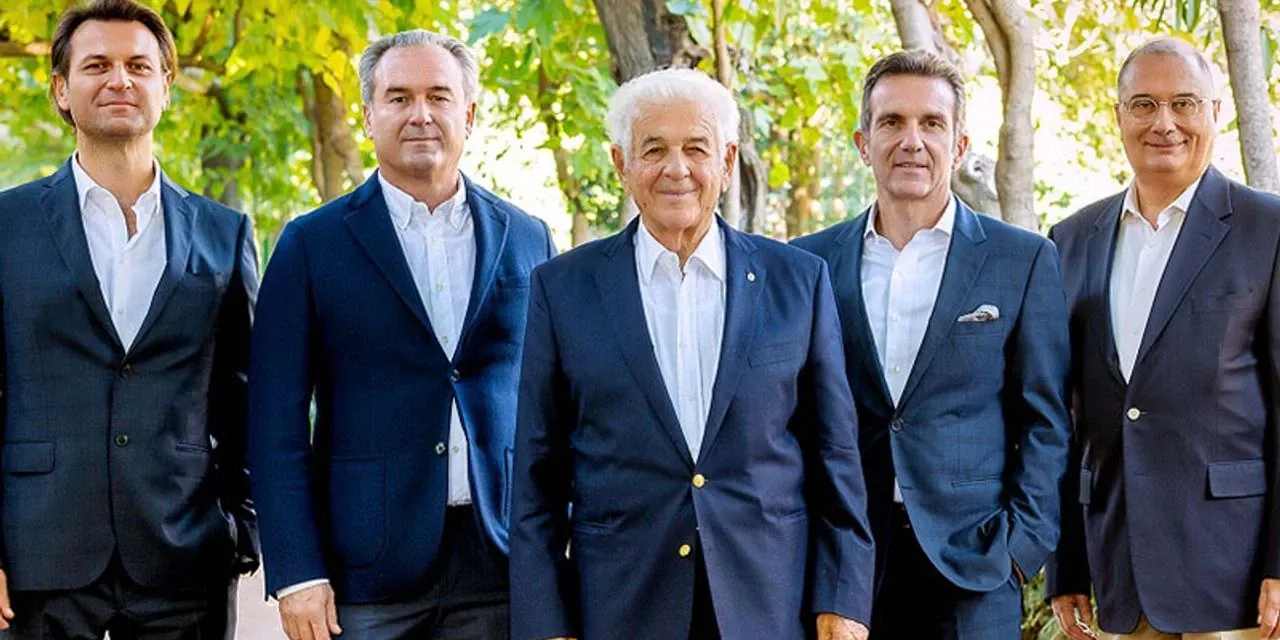 Kardeşlerin miras kavgası dev holdingi iflasa sürükledi!