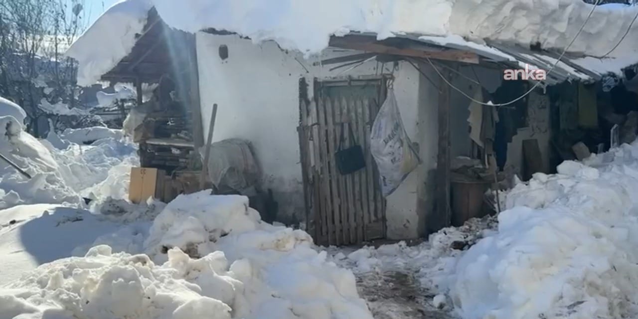 Yoksulluğun acı tablosu! Yaşlı kadın evinin bahçesinde donmuş halde bulundu