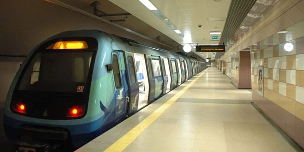 İstanbul metrosunda intihar girişimi