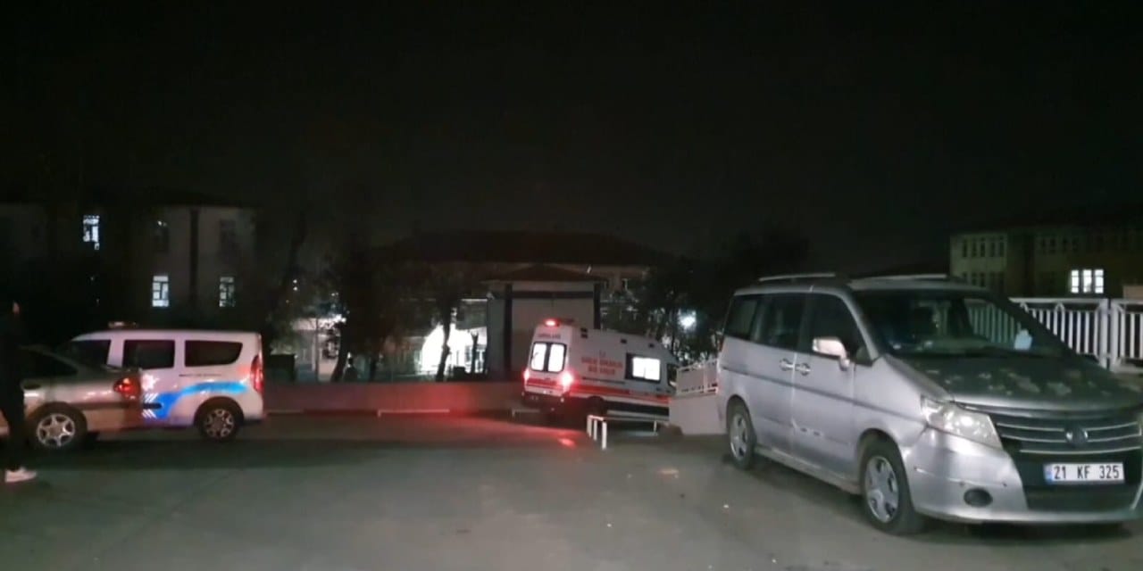 Site bahçesinde kanlı infaz! Husumetlisini pompalı tüfekle vurarak öldürdü