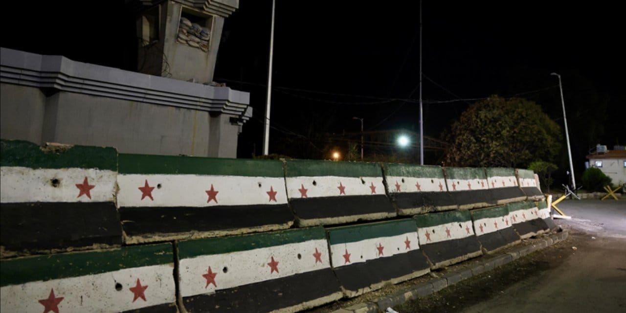 Şam’da havaalanına roketli saldırı