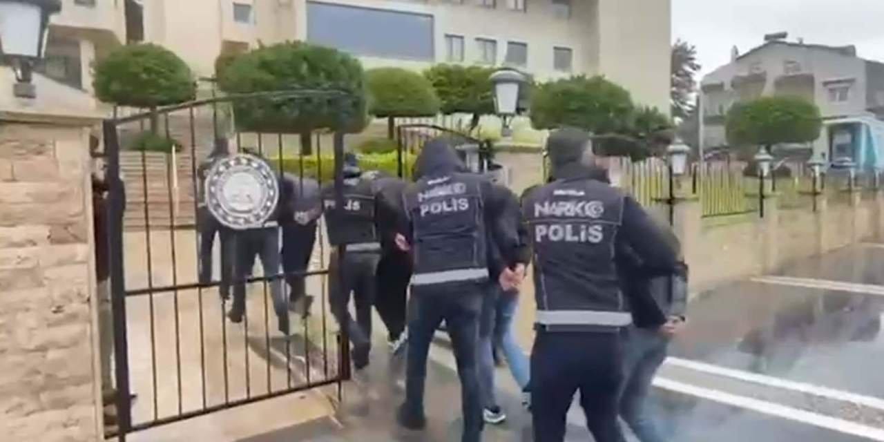 7 kilo esrar ele geçirildi, 5 tutuklama