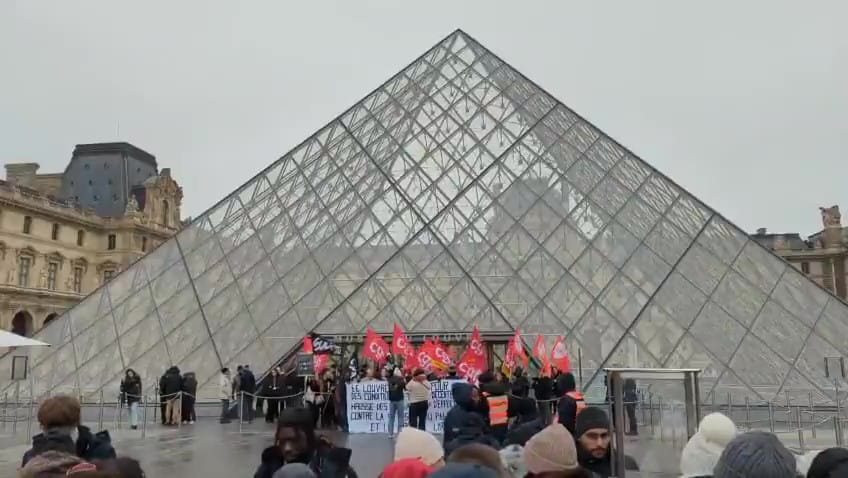 Louvre'da yeniden grev kararı: Yüzlerce emekçi iş bırakacak