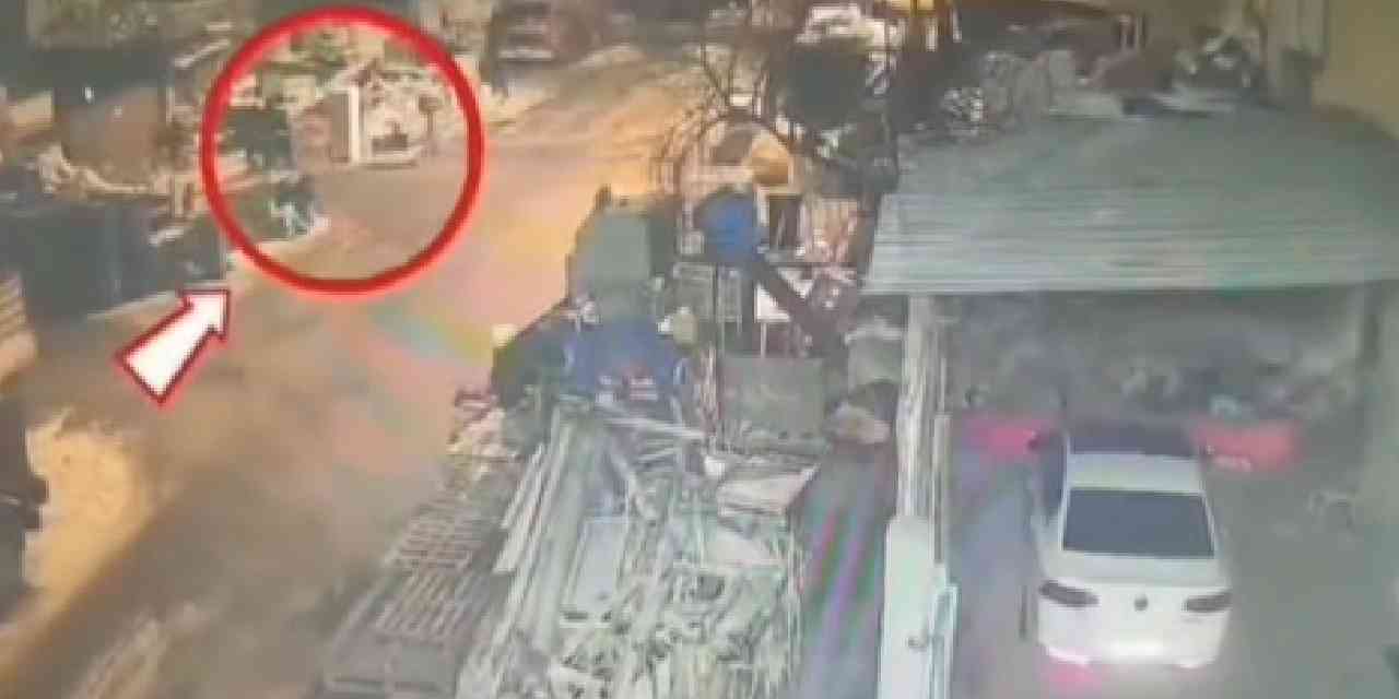 250 bin TL değerinde hurda çaldılar: Kıskıvrak yakalandılar!