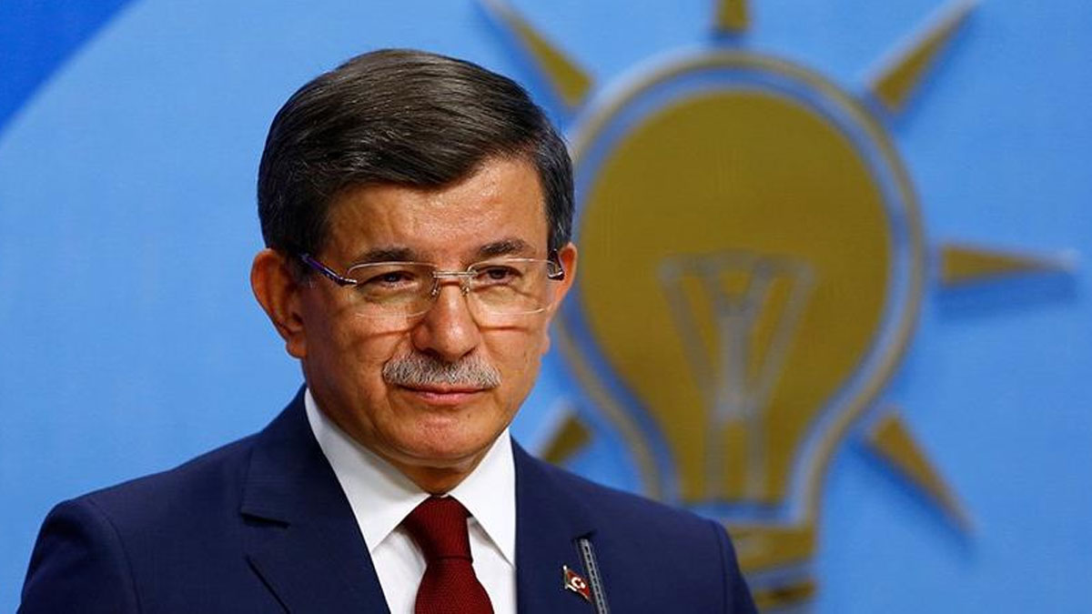 Ahmet Davutoğlu canlı yayında açıklamalarda bulundu