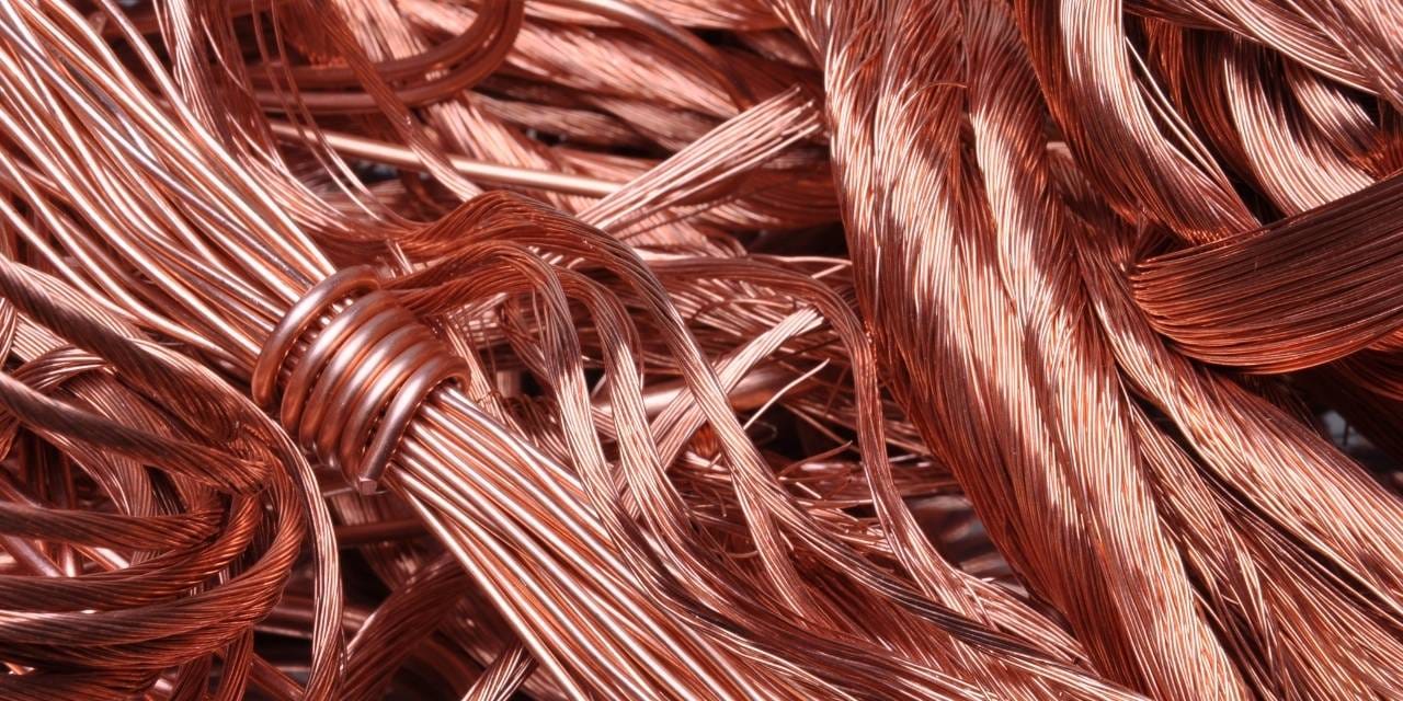 Bakır 13 bin doların kapısında nöbet tutuyor