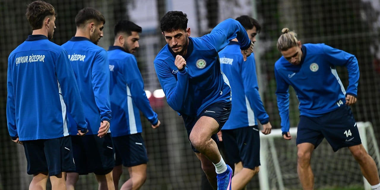 Samet Akaydın'ın aklı fikri Dünya Kupası'nda