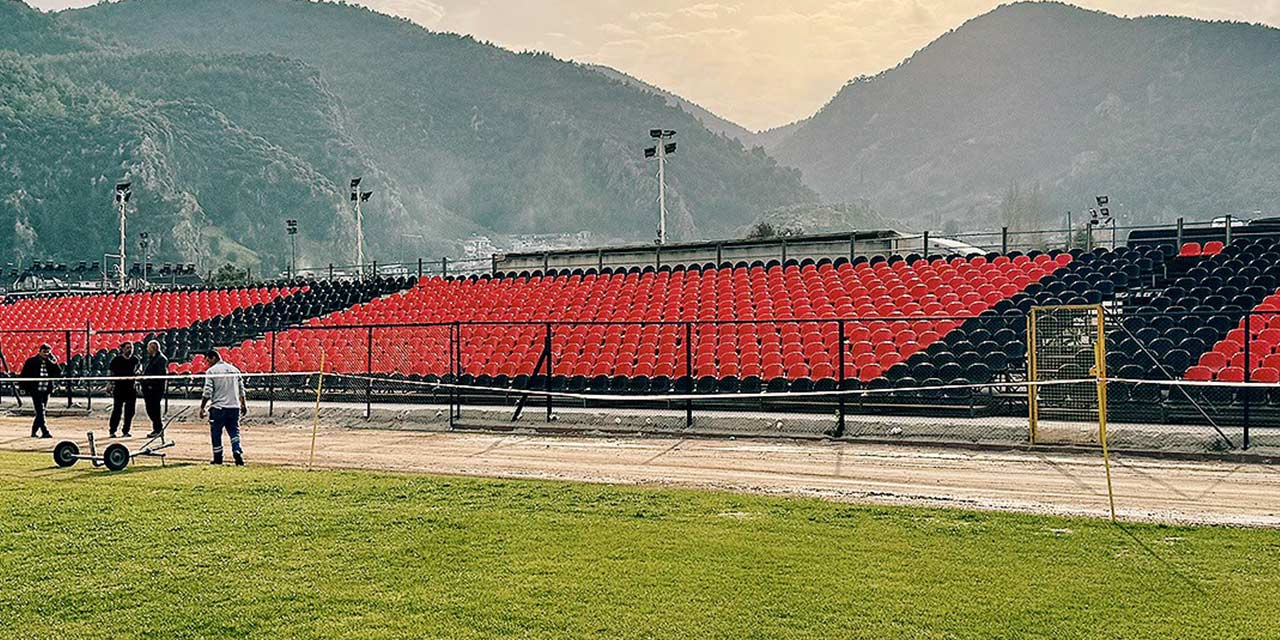 Galatasaray maçı için İzmir'de oynayacaklar