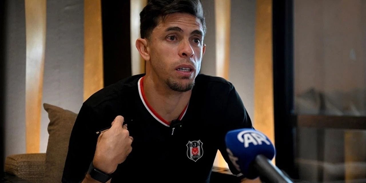 Beşiktaş'a veda etti