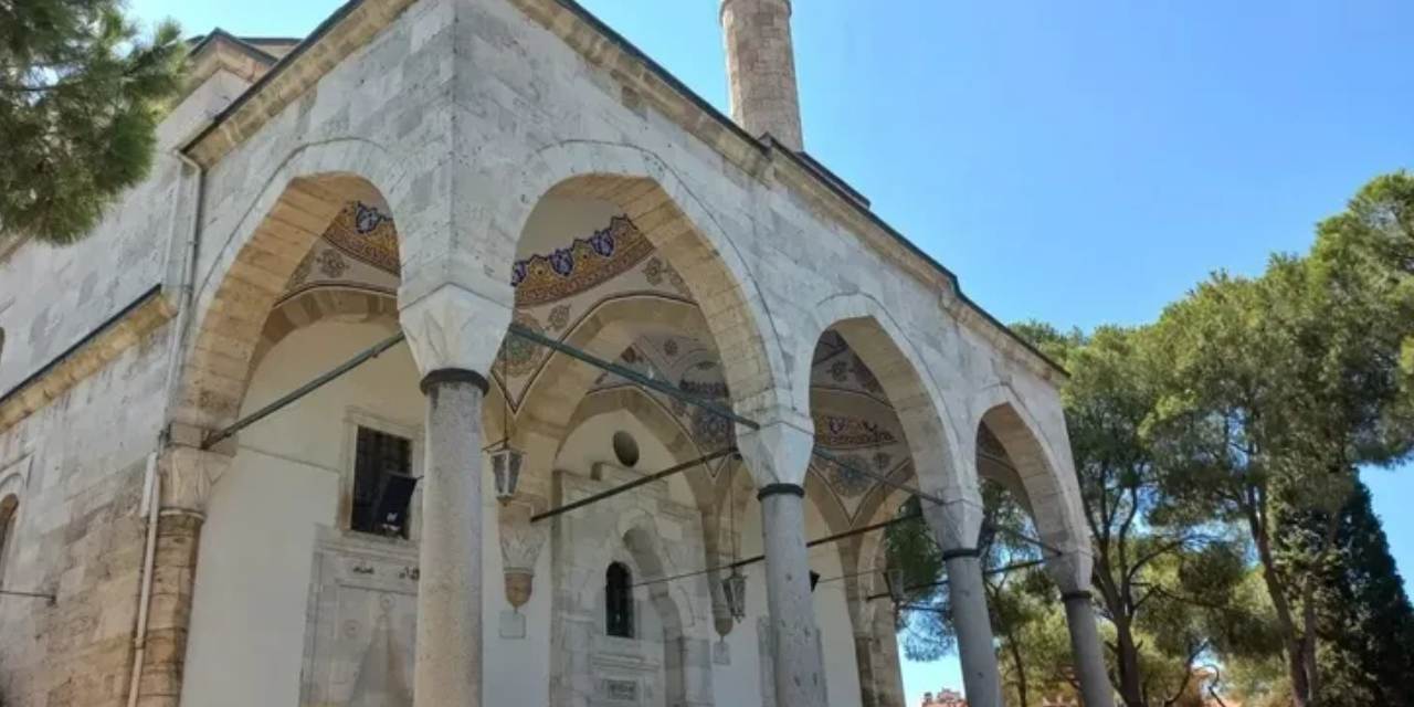 'Cuma namazı çıkışı domuz eti yedirildi' iddiasına valilikten kafaları karıştıran açıklama