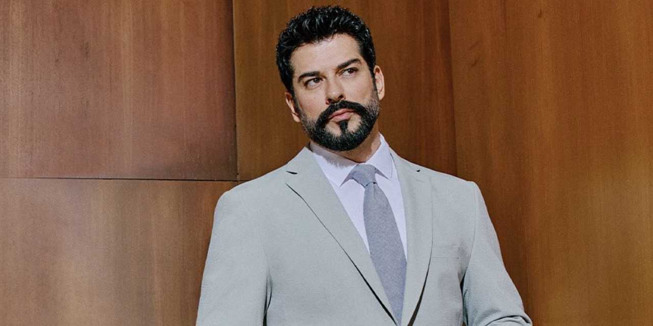 Burak Özçivit'ten 'para karşılığı yemek' iddialarına sert yanıt!