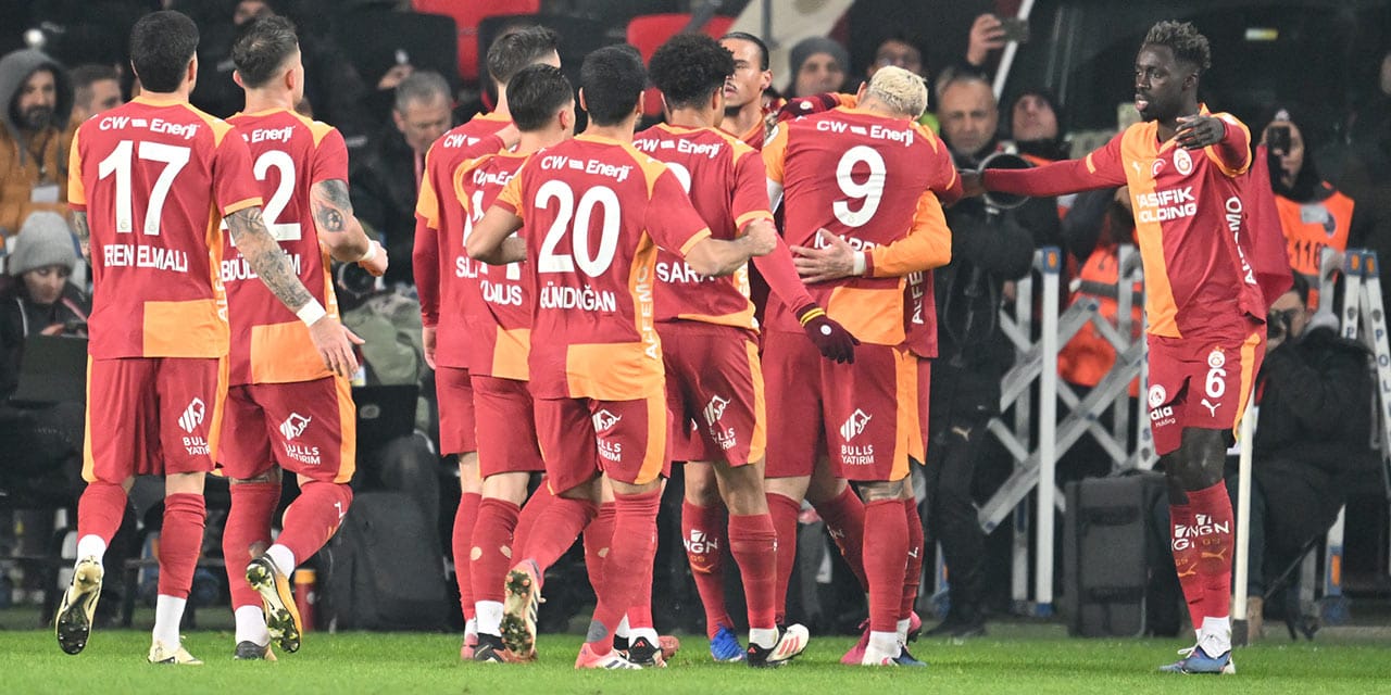Fenerbahçe derbisi öncesi Galatasaray'a kötü haber: Sahaya çıkamayacak