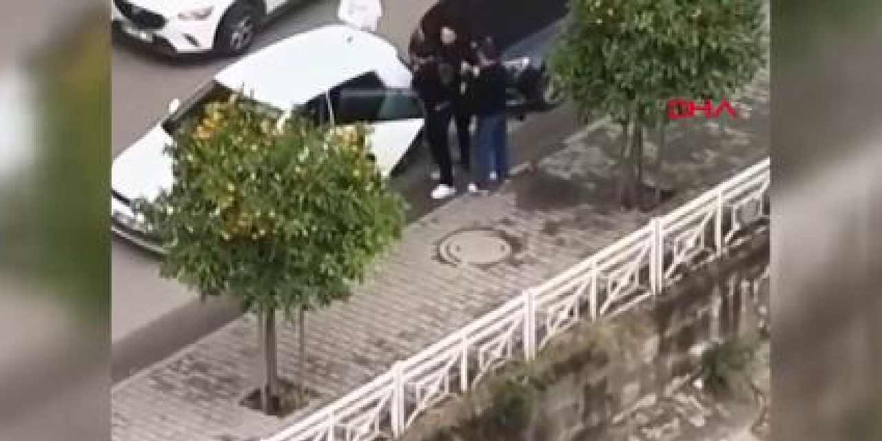 Boşanma sürecindeki erkek dehşet saçtı: Otomobile çarpıp kadını dövdü