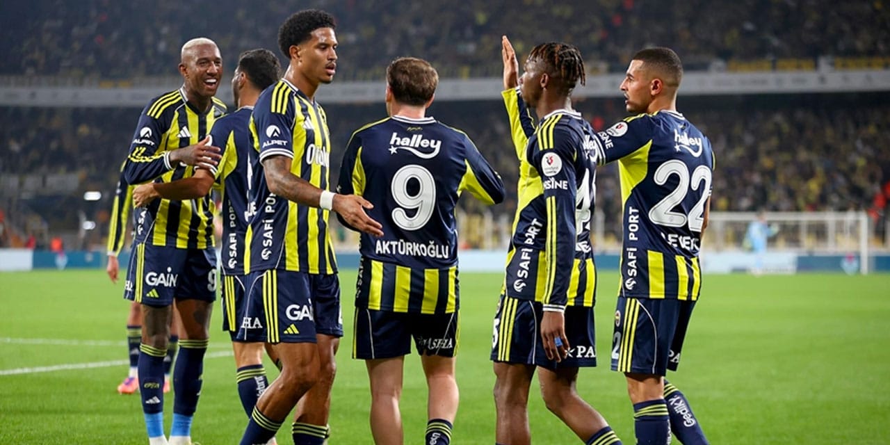 Galatasaray derbisi öncesi Fenerbahçe'yi yıkan karar: Sahaya çıkmasını istemediler
