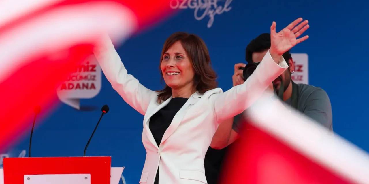 CHP'li Oya Tekin'den cezaevinden mektup: Biri hastaysa diğerlerinin eli onun alnında