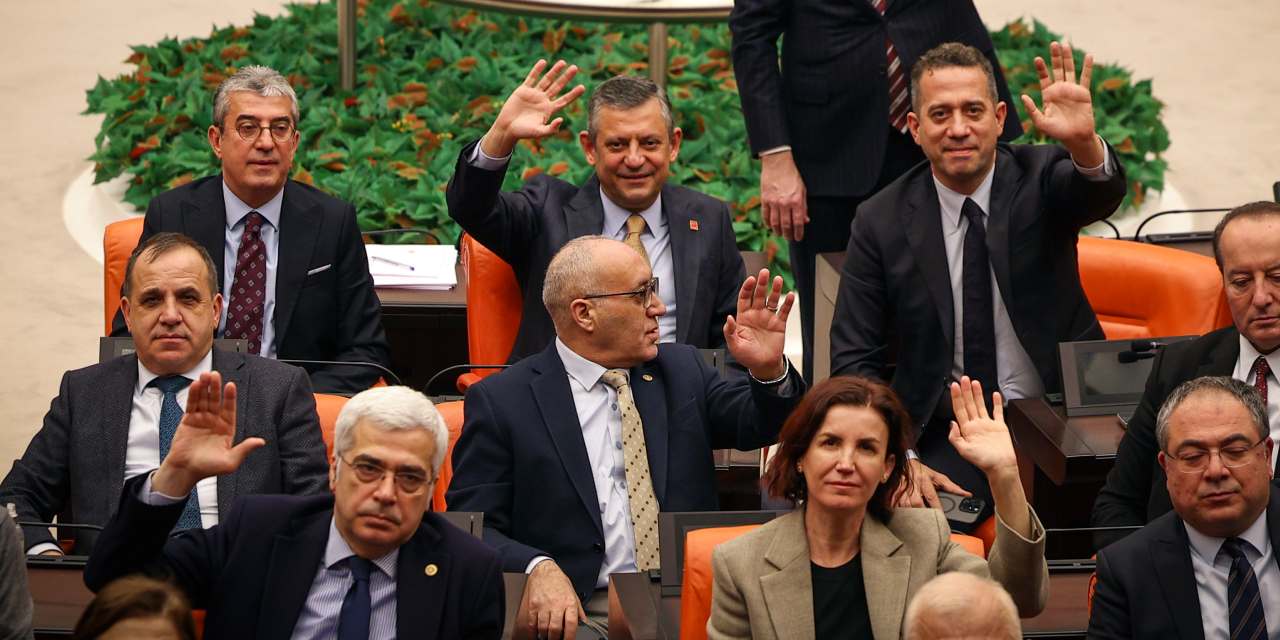 Özgür Özel'den son operasyonlar hakkında çok konuşulacak çıkış