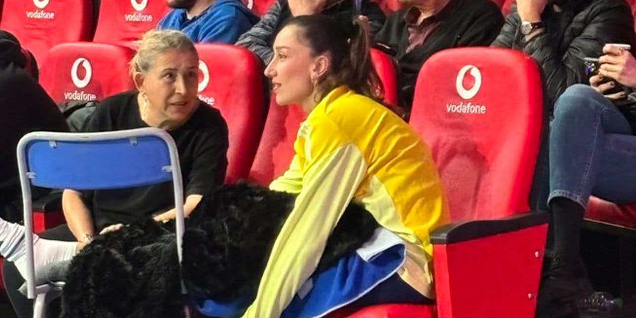 Fenerbahçe'de Hande Baladın şoku