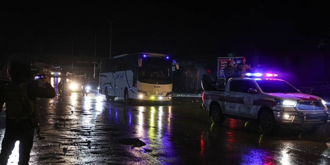 Son SDG'li grup da Halep'ten tahliye edildi!