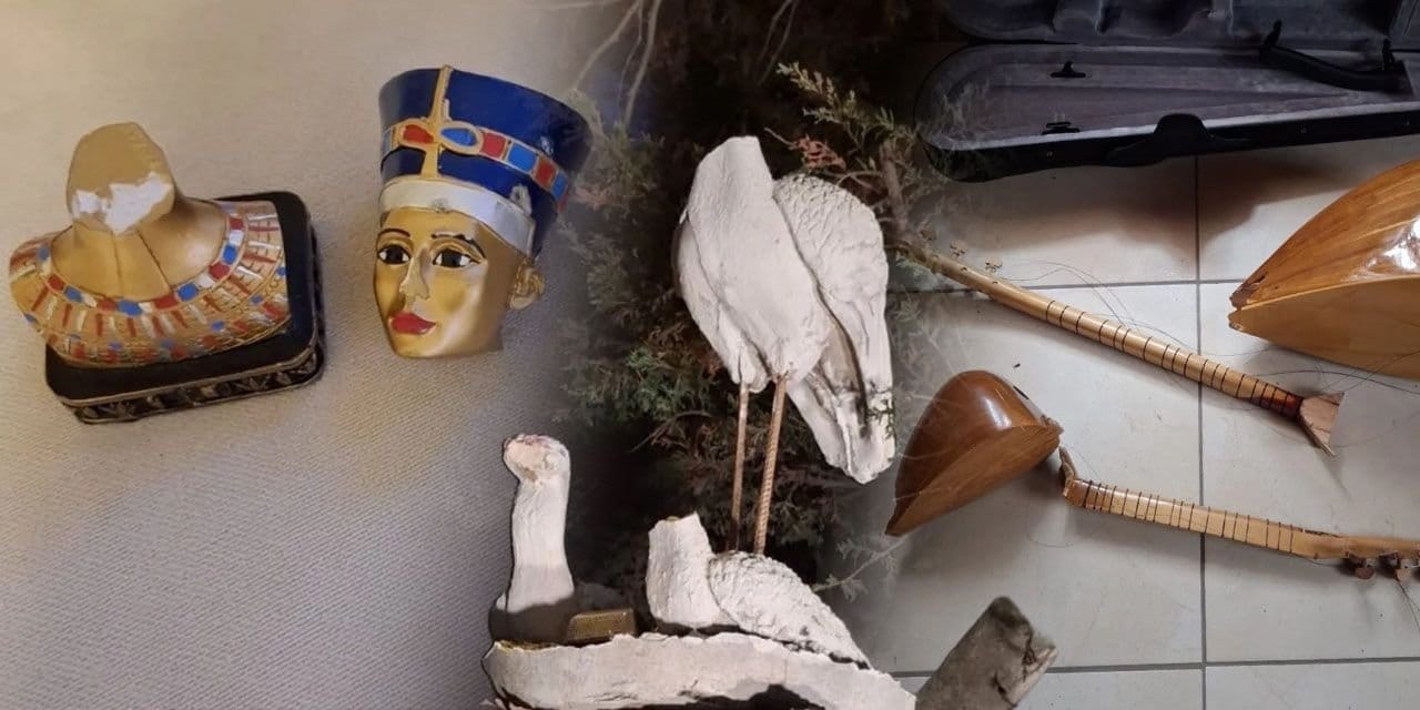 IŞİD'li teröristler mahalleyi soyup soğana çevirmiş: Hırsızlık yaptıkları evlere Kuran koymuşlar