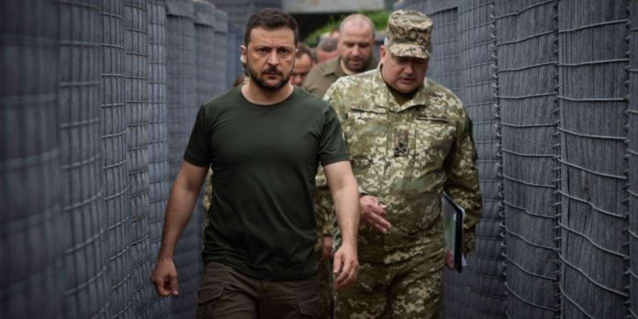 Ukrayna'da 3 üst düzey isim istifa etti