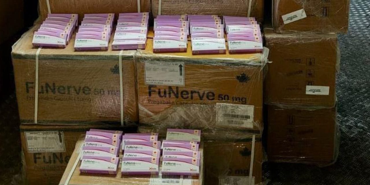 Mersin'de binlerce sentetik ecza ele geçirildi