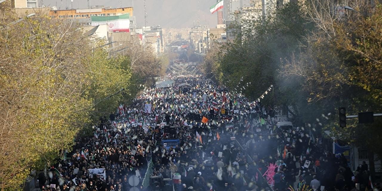 İran'dan ders çıkarmalıyız