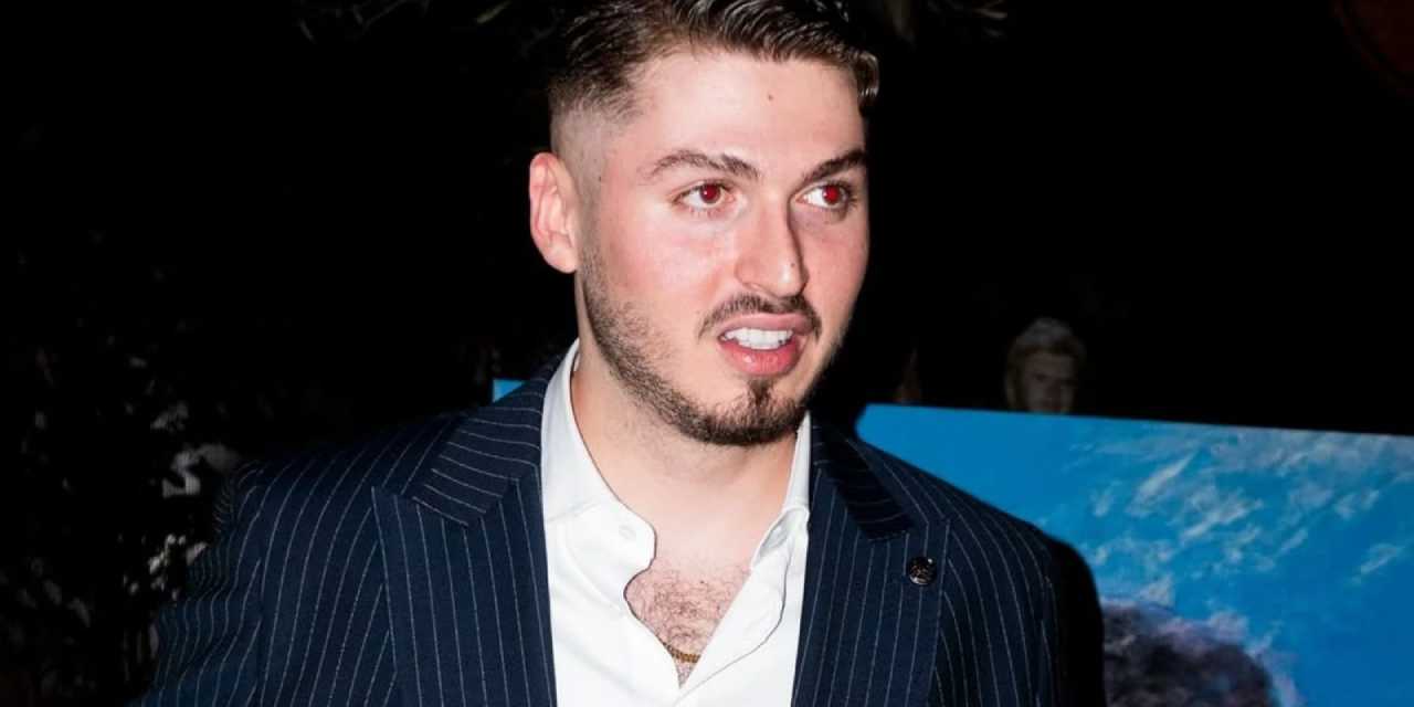 Rapçi Blok3'ten babasına 10 milyonluk hediye!