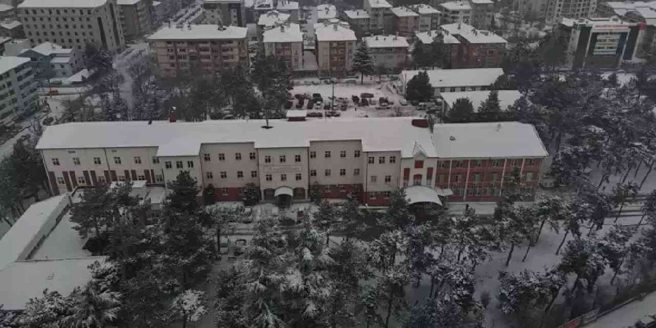Bolu'nun en büyük iki hastanesi yıkılıyor