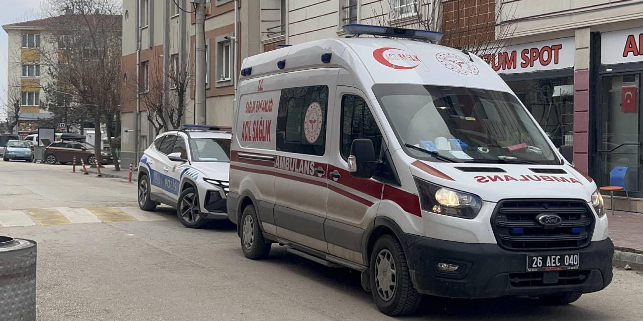 Üvey babasını bıçaklayan şüpheli tutuklandı