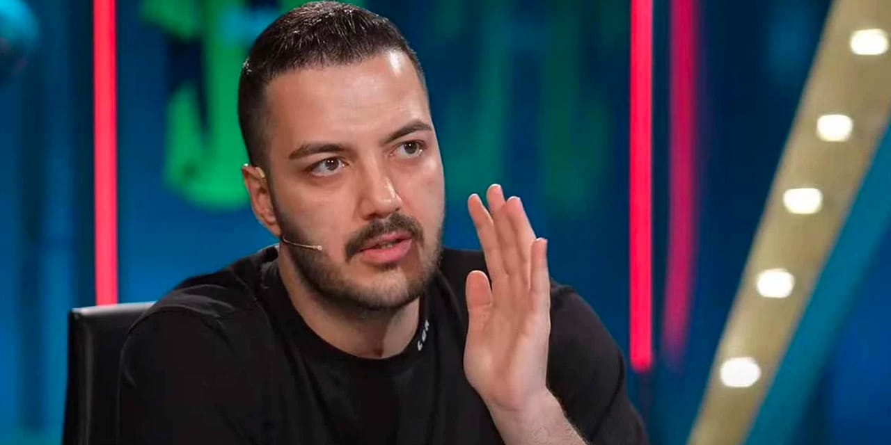 Galatasaray 3 futbolcuya aynı anda teklif yaptı