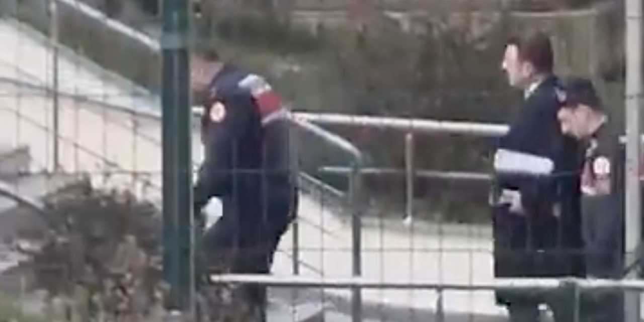 İmamoğlu aylar sonra ilk kez dışarıda görüntülendi