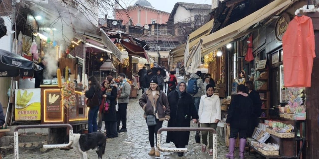 Amasra ve Safranbolu'ya ziyaretçi akını: Rekor kırıldı