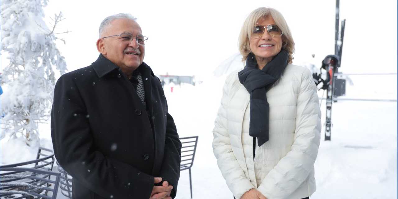 Tansu Çiller Erciyes'te ortaya çıktı