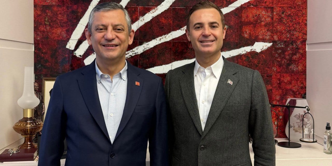 Ahmet Akın Özgür Özel'i ziyaret etti