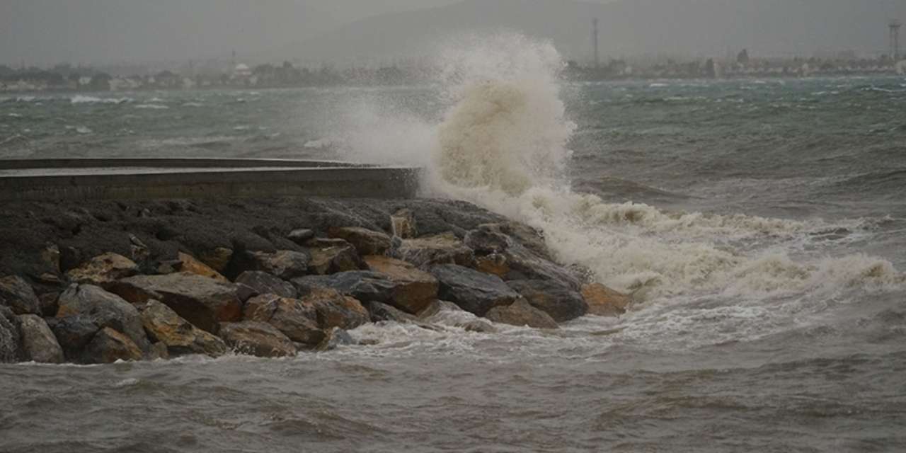 Meteoroloji'den Ege'ye fırtına uyarısı