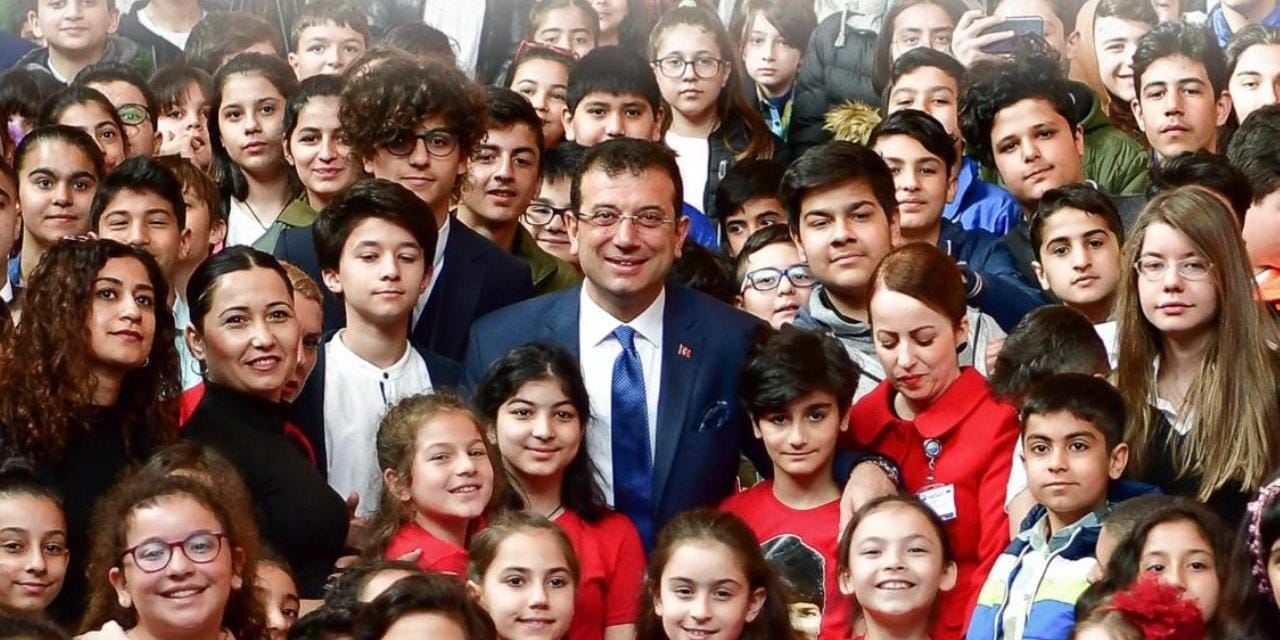 İmamoğlu’ndan öğrencilere 'diplomalı' yarıyıl mesajı