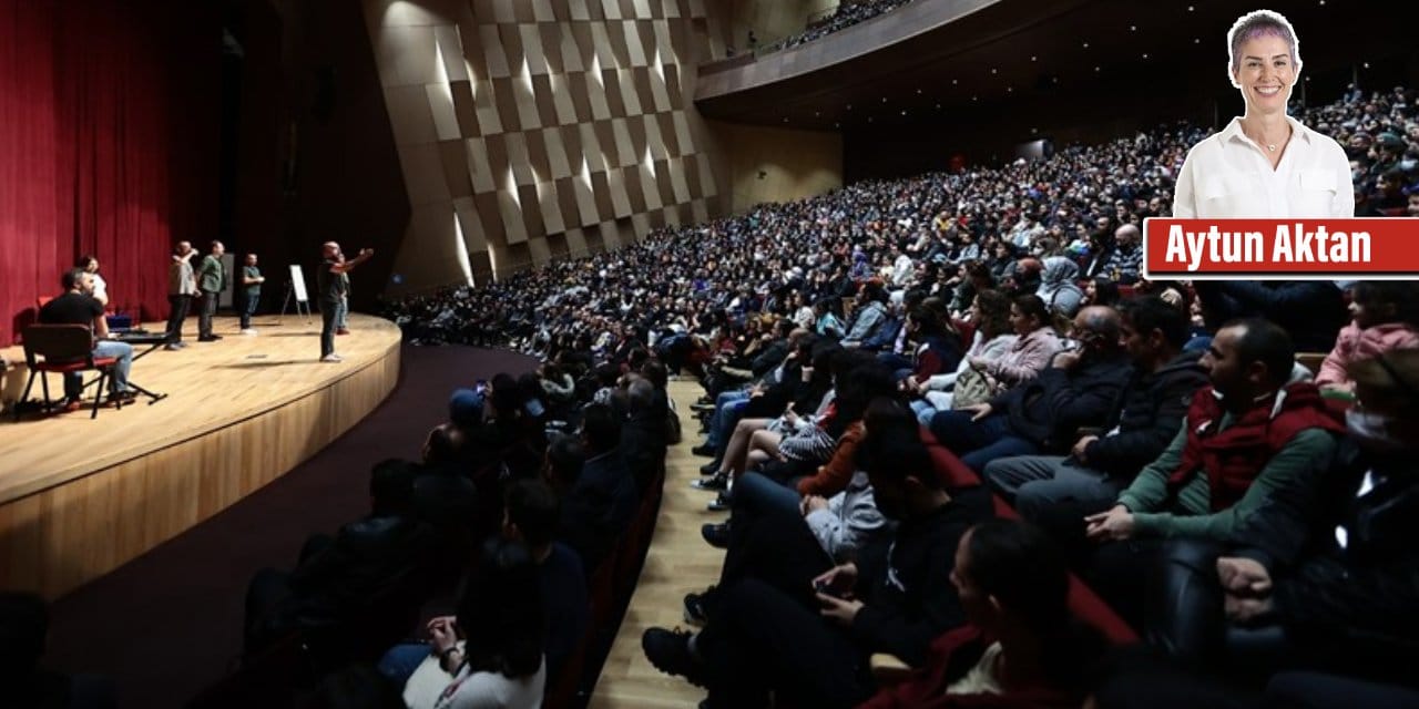 Seyirci olmanın yazılı olmayan sözleşmesi üzerine