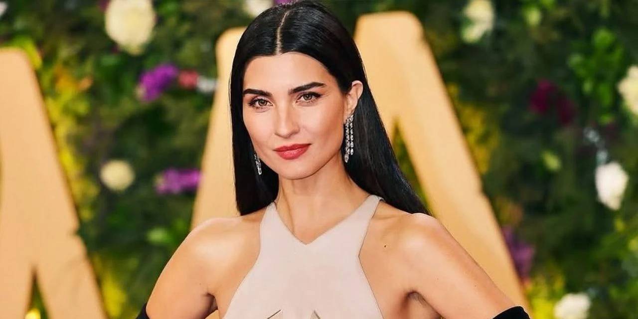 Sunucu Arapça istedi: Tuba Büyüküstün'ün cevabı gündem oldu