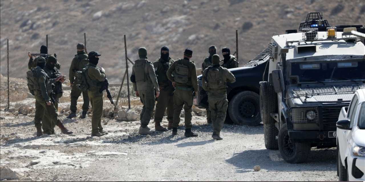 İsrail Filistinlilere ait 695 dönüm araziye el koydu