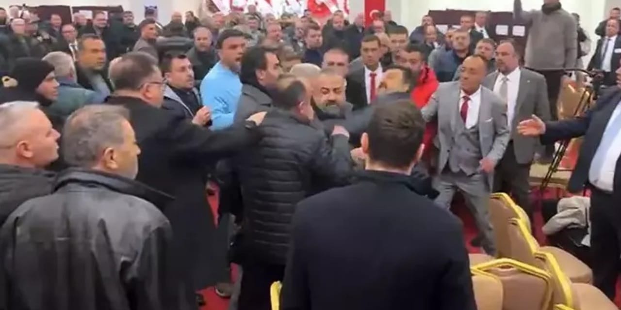 Şoförler ve Otomobilciler Esnaf Odası Genel Kurulu'nda ortalık karıştı